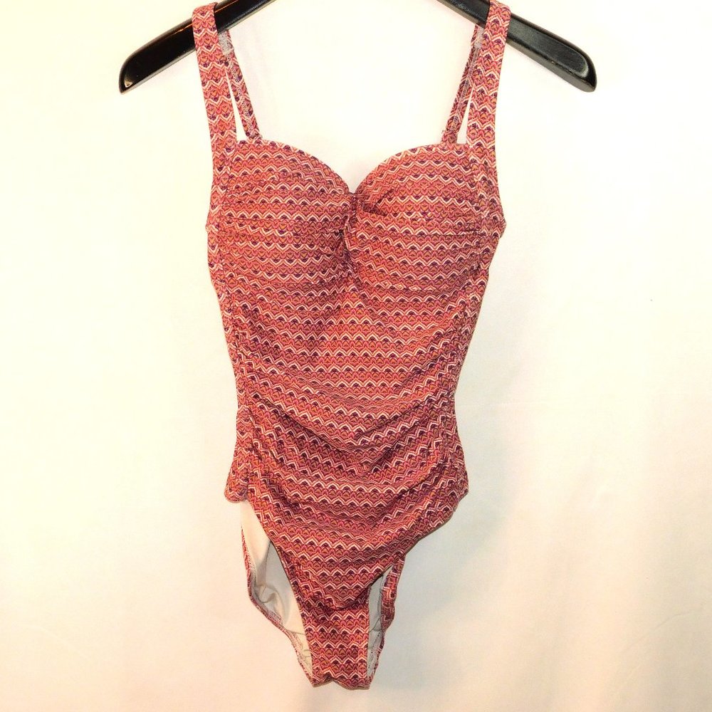 NipTuck Swim Multi-Fit Cup One Piece Swimsuit Size 6